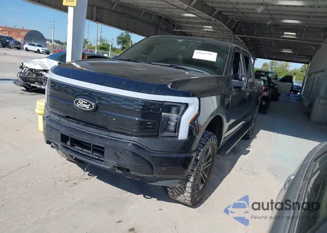 2024 Ford F-150 Lightning Lariat из США, поврежденный, VIN 1FT6W5L79RWG27644